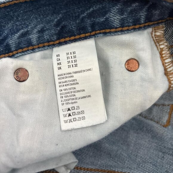 Women's Blue Jeans - Picture 3 of 4